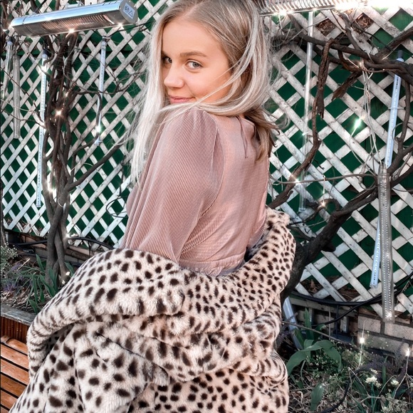 Saks Fifth Avenue Longline Faux Leopard Fur Coat - Picture 6 of 7